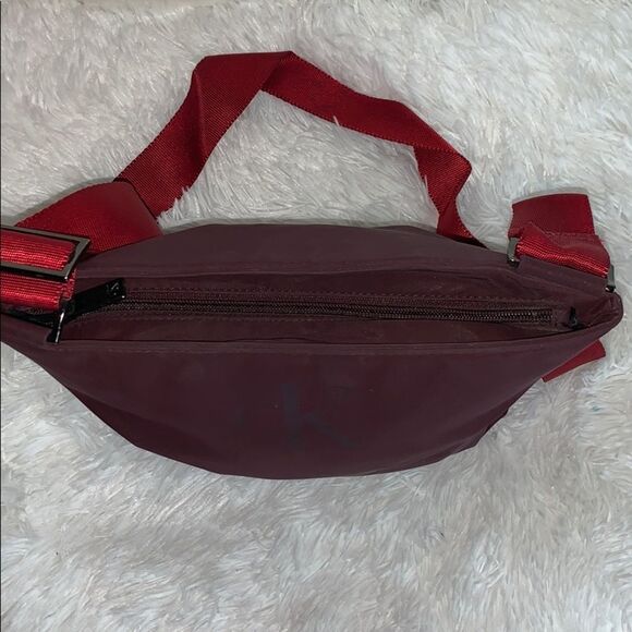 Calvin Klein Burgundy Crossbody - Picture 10 of 12